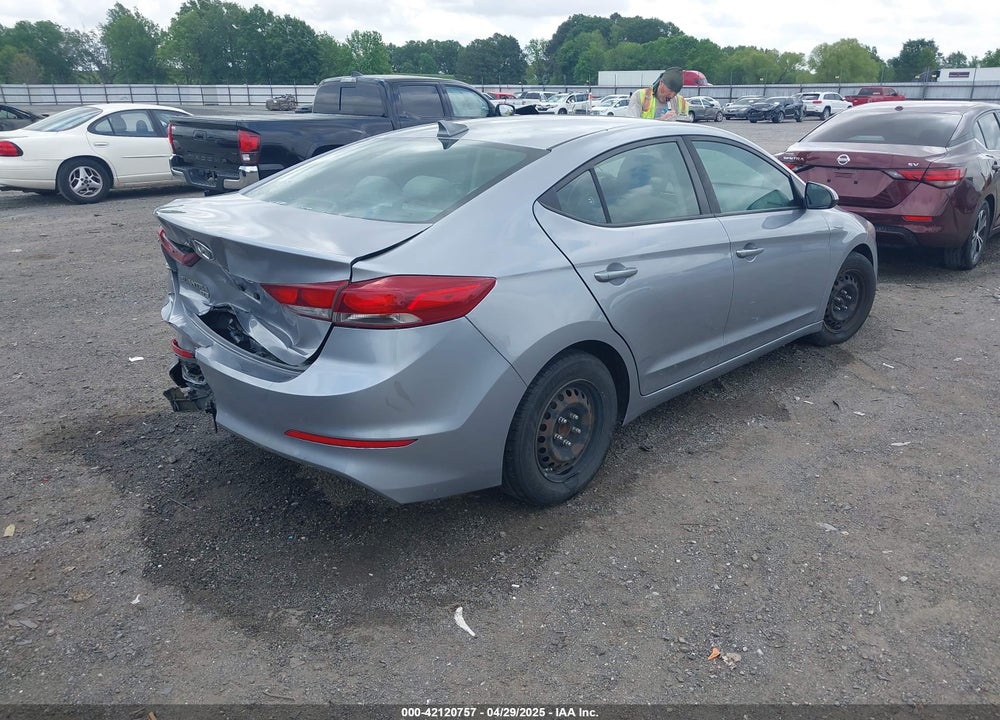 2017 HYUNDAI ELANTRA SE VIN: 5NPD74LF1HH105861