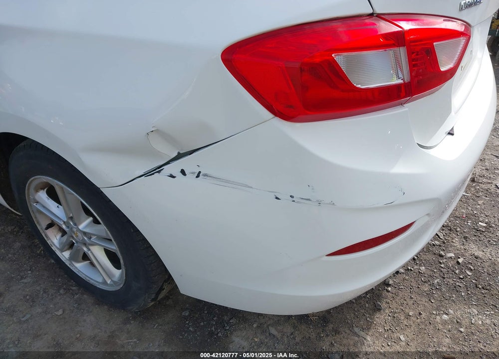 2016 CHEVROLET CRUZE LT AUTO VIN: 1G1BE5SMXG7306270