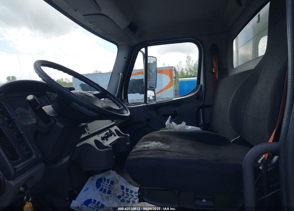 2016 FREIGHTLINER M2 106 MEDIUM DUTY VIN: 1FVACWDT1GHHB6004