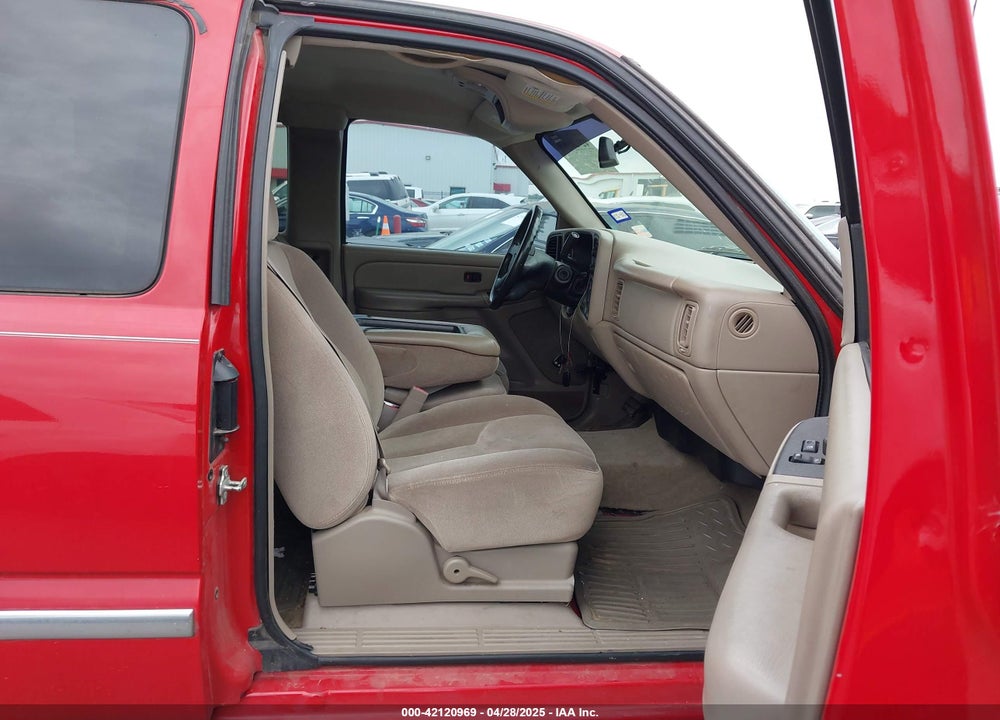 2005 GMC SIERRA 1500 SLE VIN: 1GTEC19V25Z106194