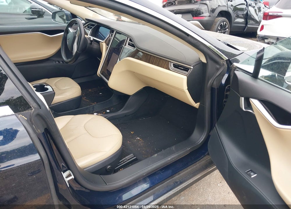 2013 TESLA MODEL S VIN: 5YJSA1CN9DFP26546