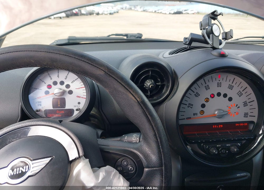 2014 MINI PACEMAN VIN: WMWSS1C57EWN46568