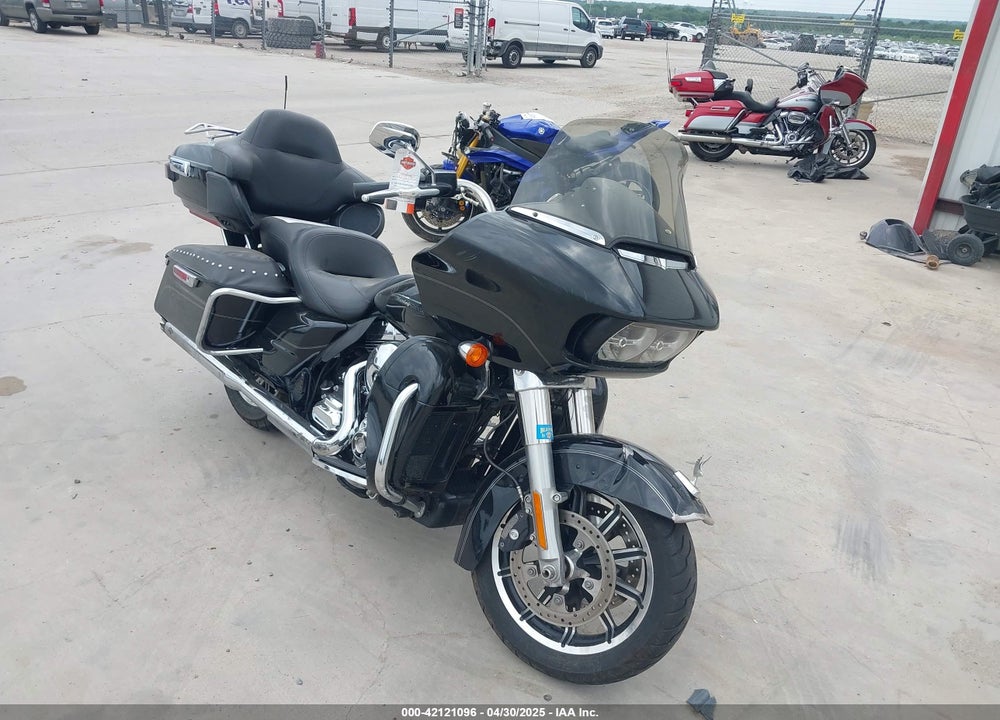 2016 HARLEY-DAVIDSON FLTRU VIN: 1HD1KGL17GB654986