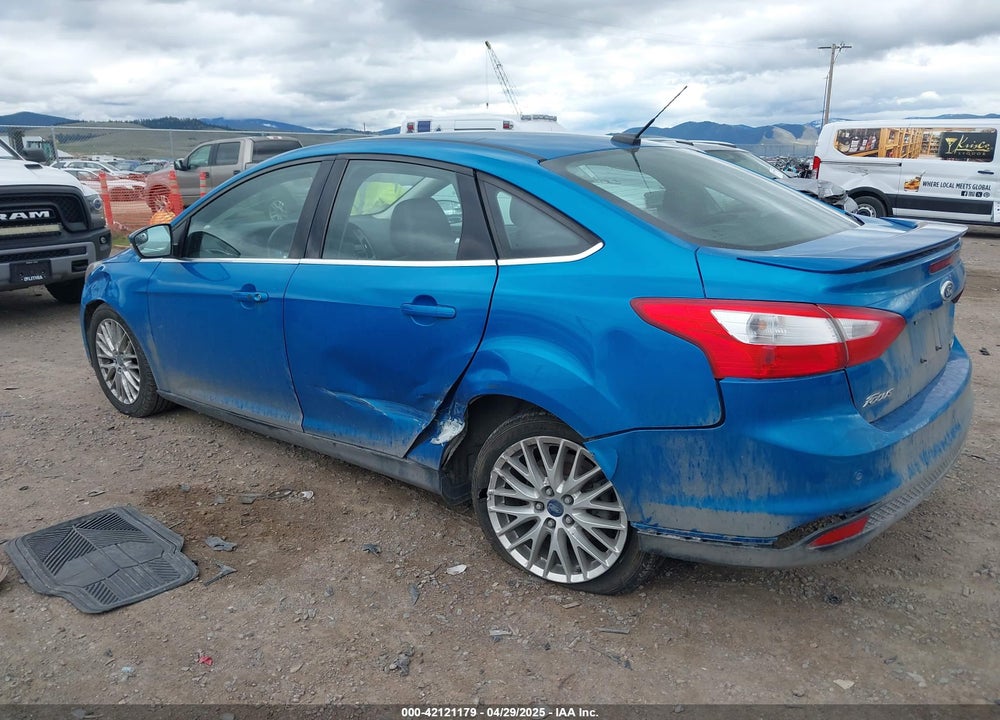 2013 FORD FOCUS VIN: 1FADP3J22DL245603