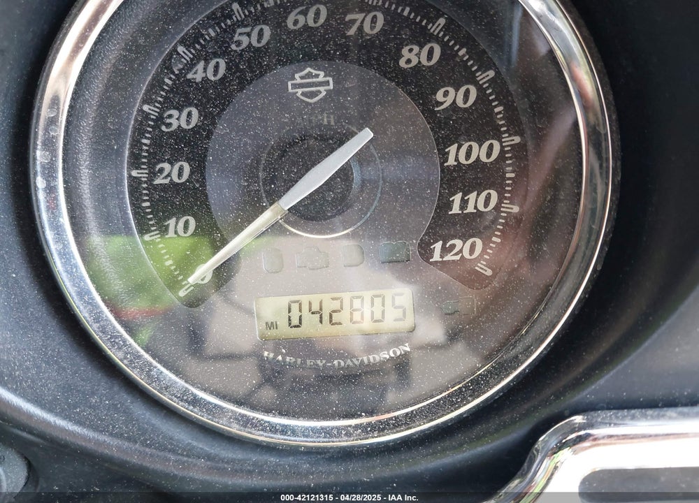 2010 HARLEY-DAVIDSON FLHTK VIN: 1HD1KEM13AB617993