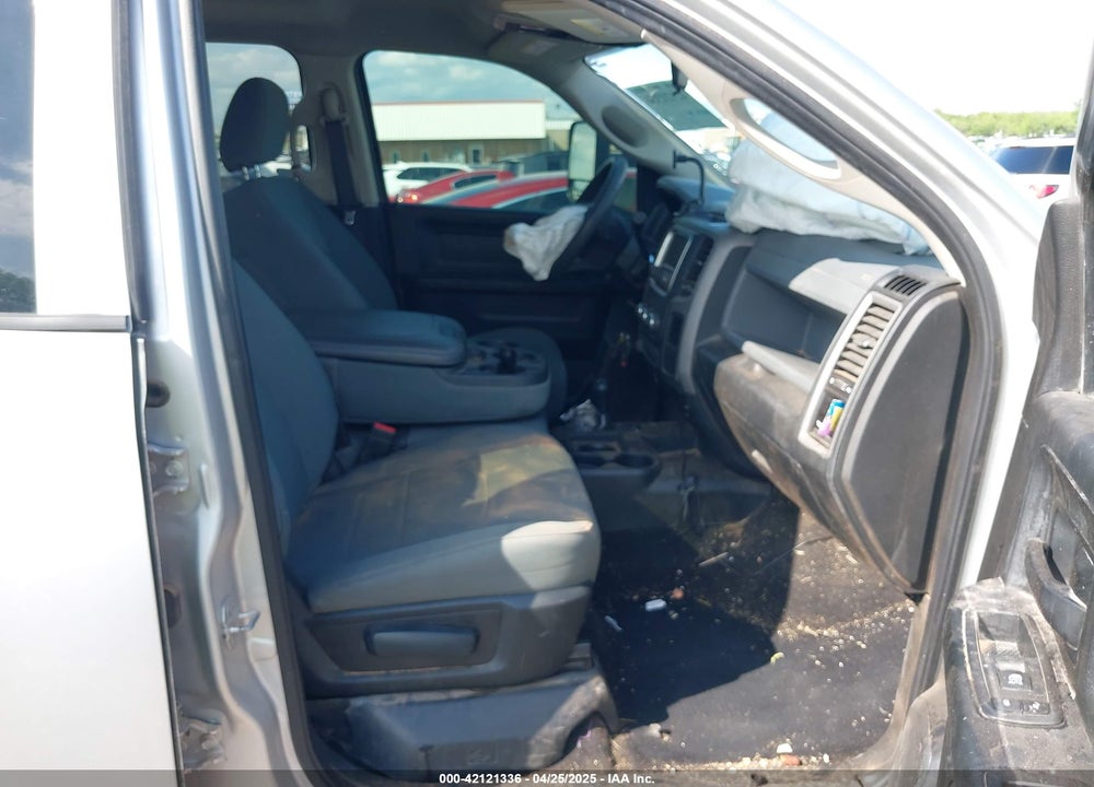2018 RAM 3500 TRADESMAN  4X4 8' BOX VIN: 3C63RRGL9JG407777