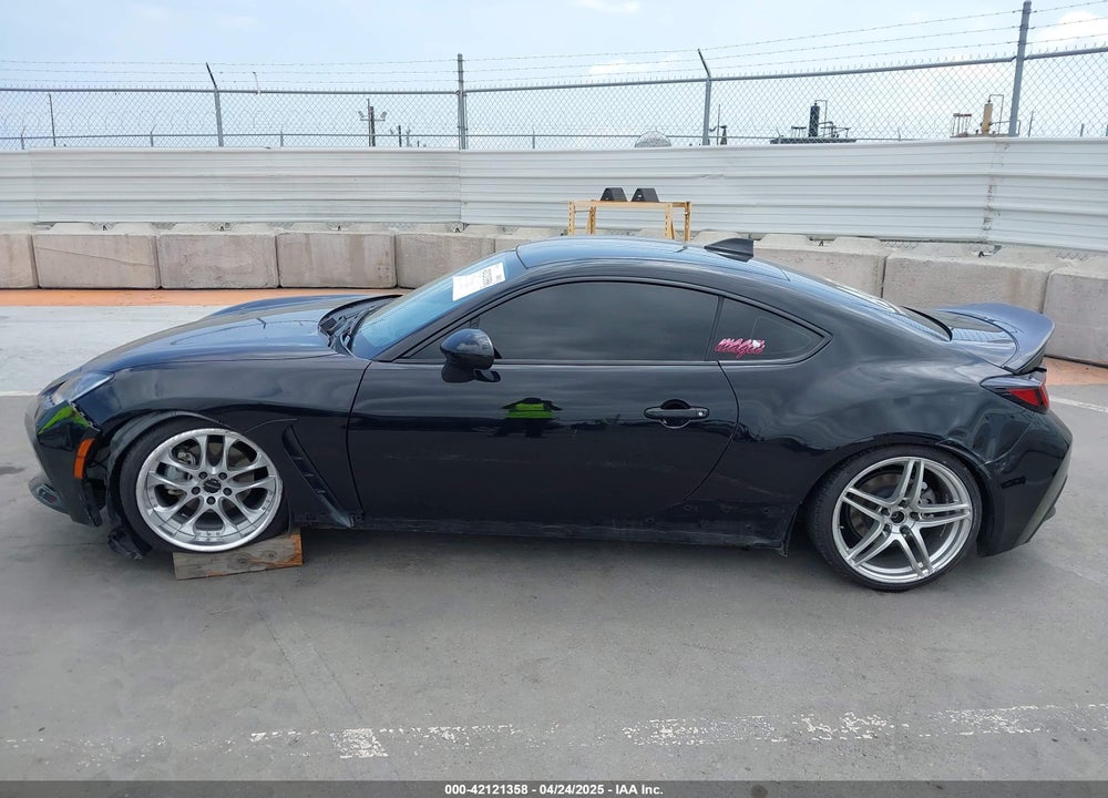 2023 TOYOTA GR 86 VIN: JF1ZNBE14P9759624