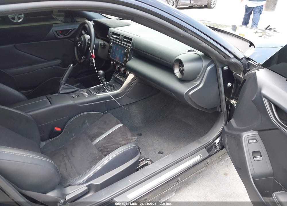 2023 TOYOTA GR 86 VIN: JF1ZNBE14P9759624