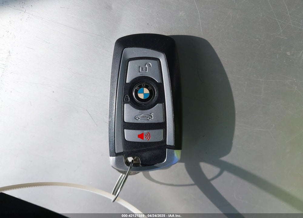2015 BMW 7 SERIES VIN: WBAYE8C52FD785162