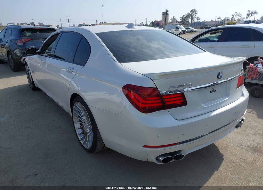 2015 BMW 7 SERIES VIN: WBAYE8C52FD785162