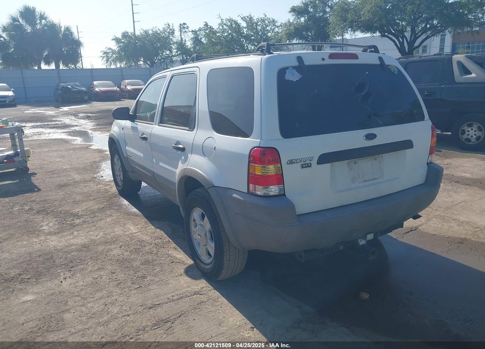 2002 FORD ESCAPE XLT VIN: 1FMYU03132KD02414