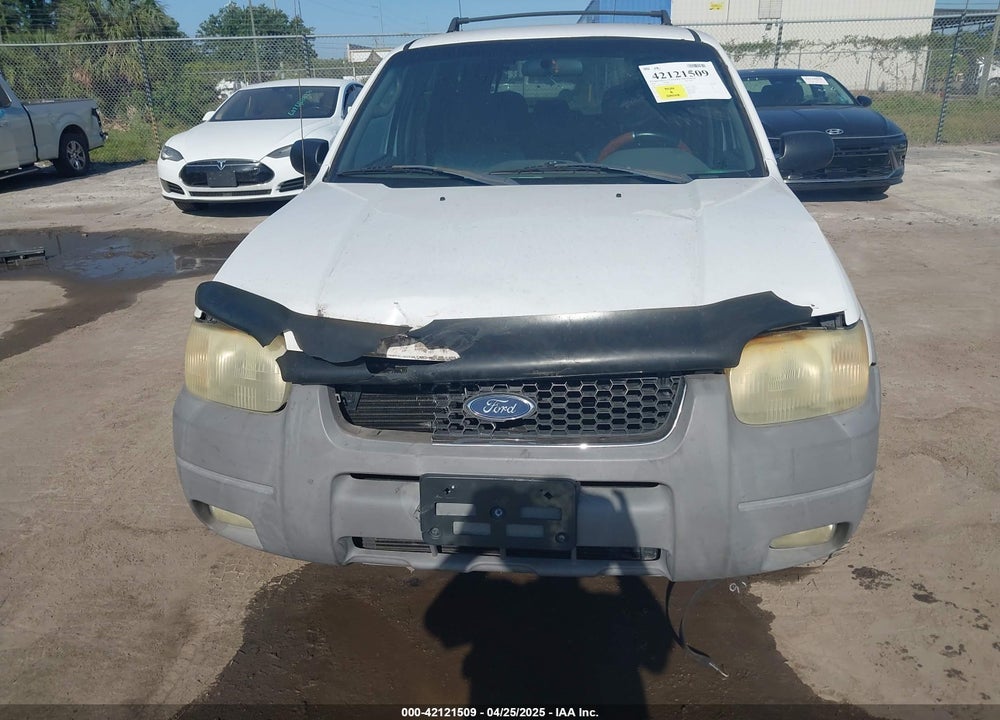 2002 FORD ESCAPE XLT VIN: 1FMYU03132KD02414