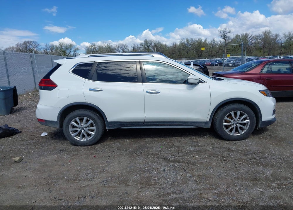 2017 NISSAN ROGUE VIN: JN8AT2MV7HW023785