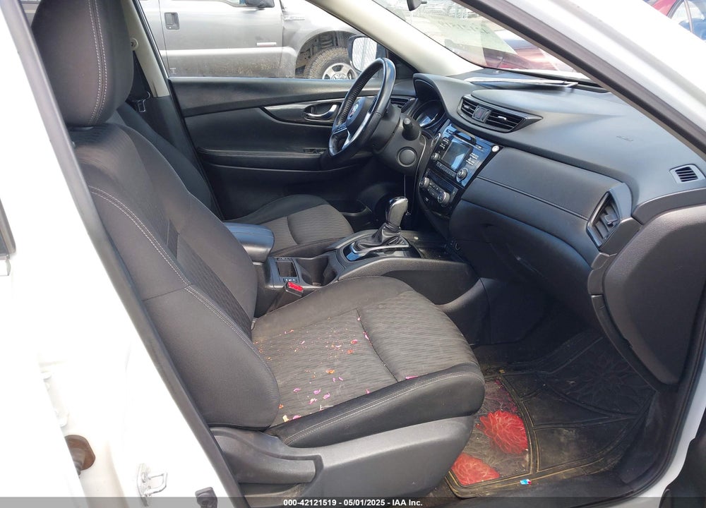 2017 NISSAN ROGUE VIN: JN8AT2MV7HW023785