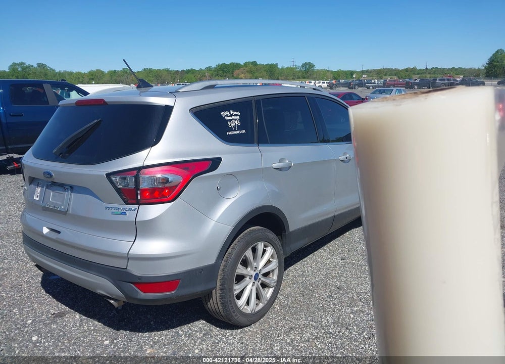 2018 FORD ESCAPE VIN: 1FMCU9J96JUA33500