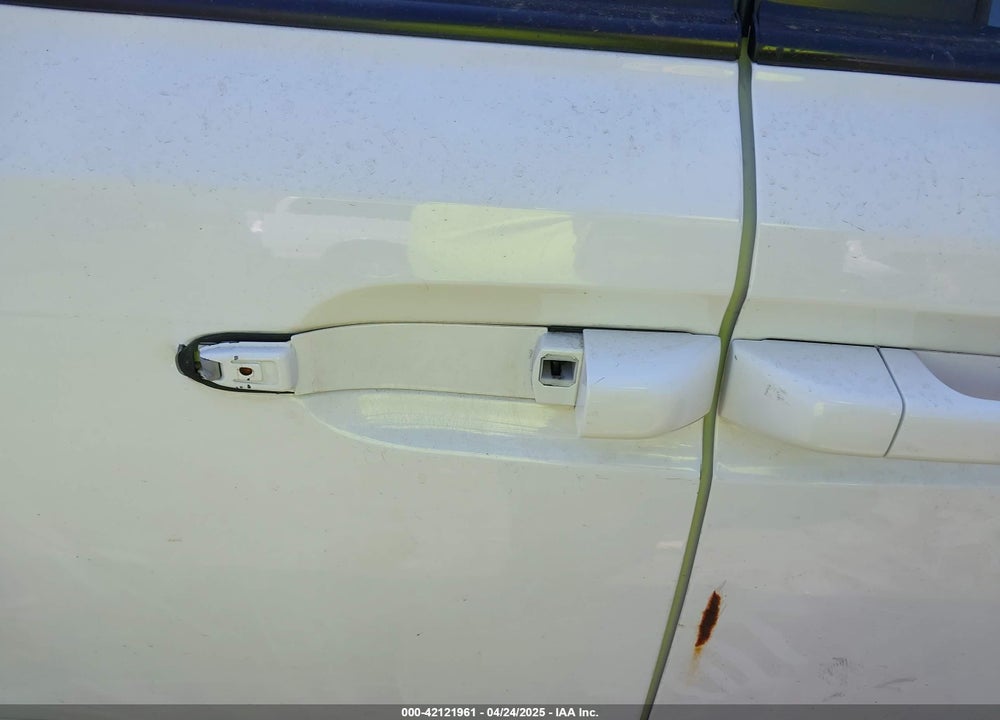 2012 KIA SEDONA VIN: KNDMG4C79C6447098