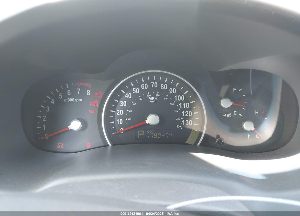2012 KIA SEDONA VIN: KNDMG4C79C6447098