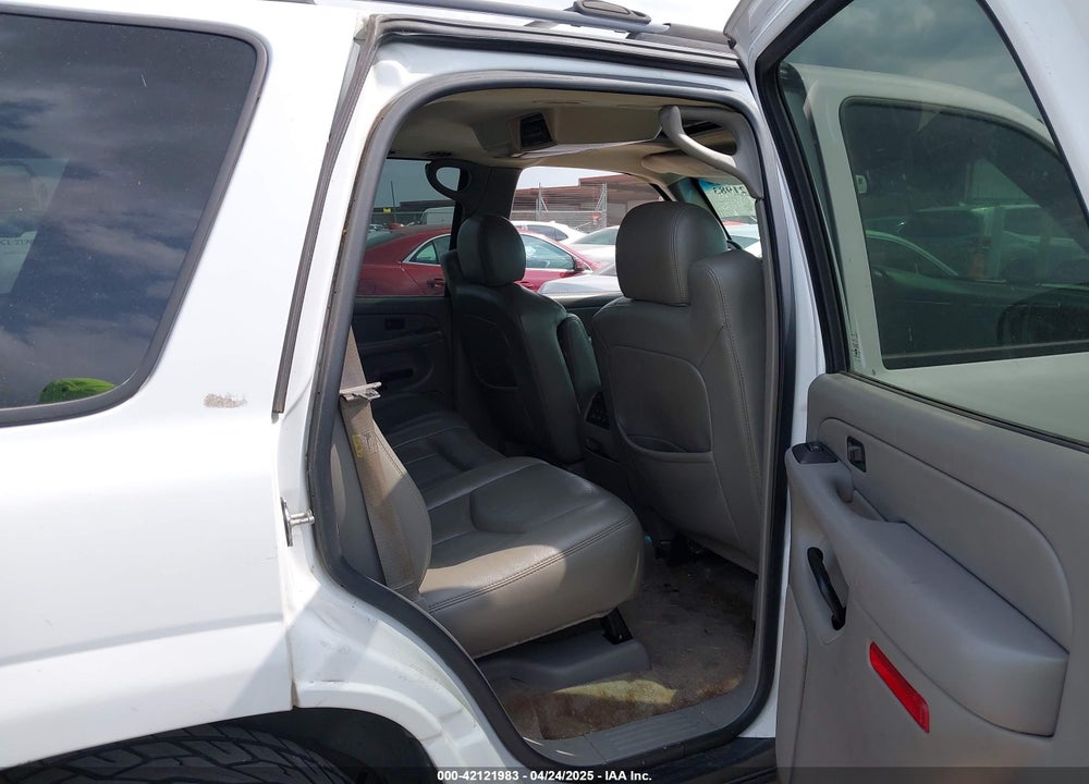2005 GMC YUKON VIN: 1GKEC13TX5R221248