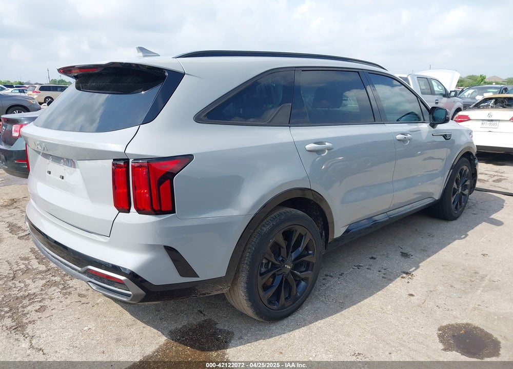 2023 KIA SORENTO VIN: 5XYRK4LF2PG215411