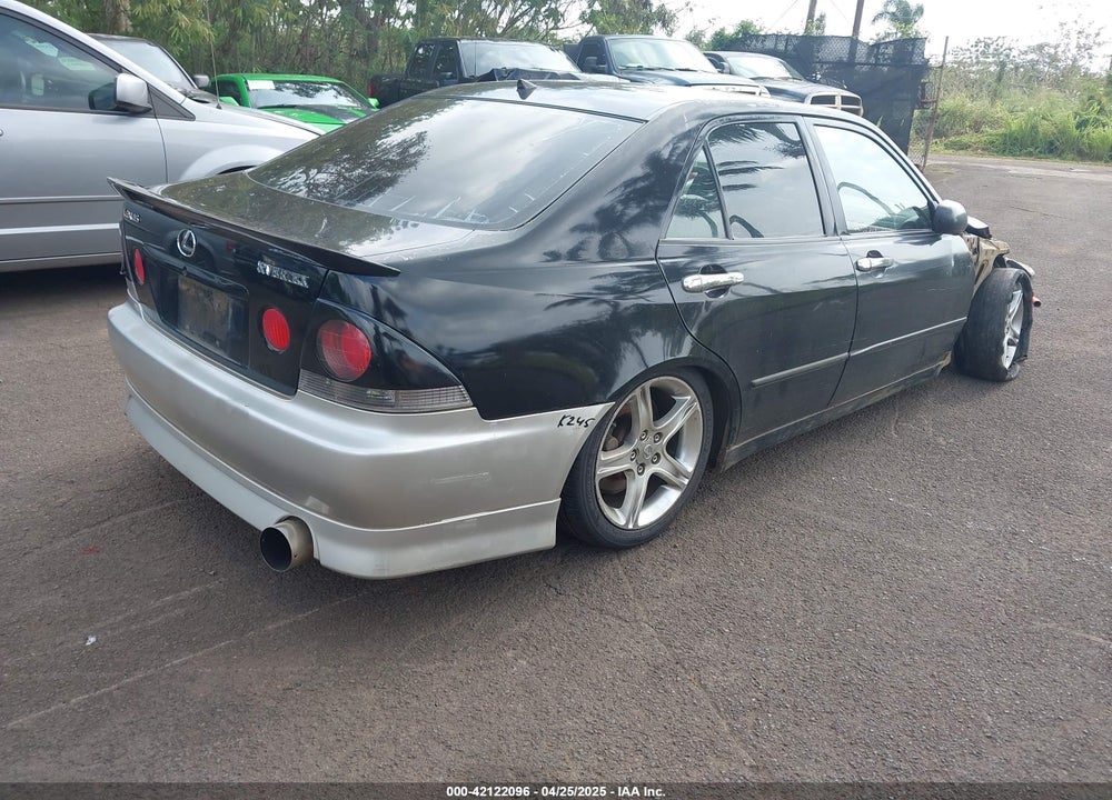 2001 LEXUS IS 300 VIN: JTHBD182010001514