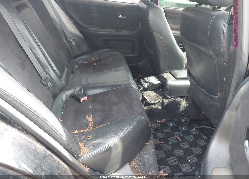 2001 LEXUS IS 300 VIN: JTHBD182010001514