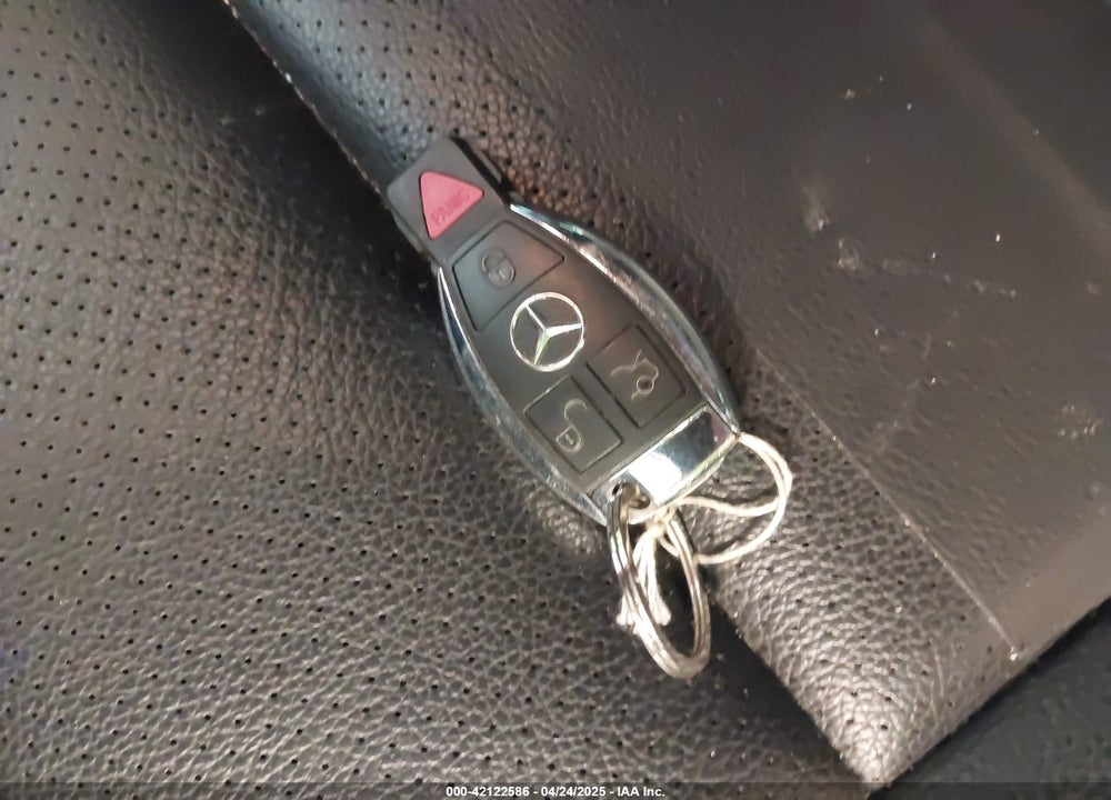 2014 MERCEDES-BENZ C CLASS VIN: WDDGF8AB8EA955616