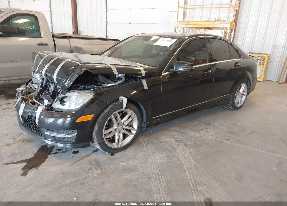 2014 MERCEDES-BENZ C CLASS VIN: WDDGF8AB8EA955616