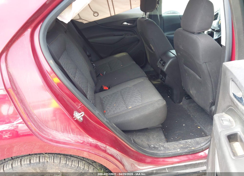 2018 CHEVROLET EQUINOX LT VIN: 2GNAXJEV4J6262131