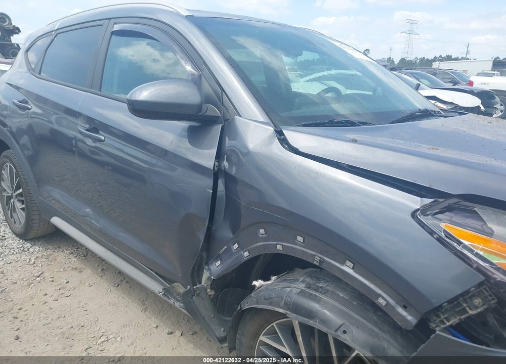 2019 HYUNDAI TUCSON VIN: KM8J33AL2KU941060