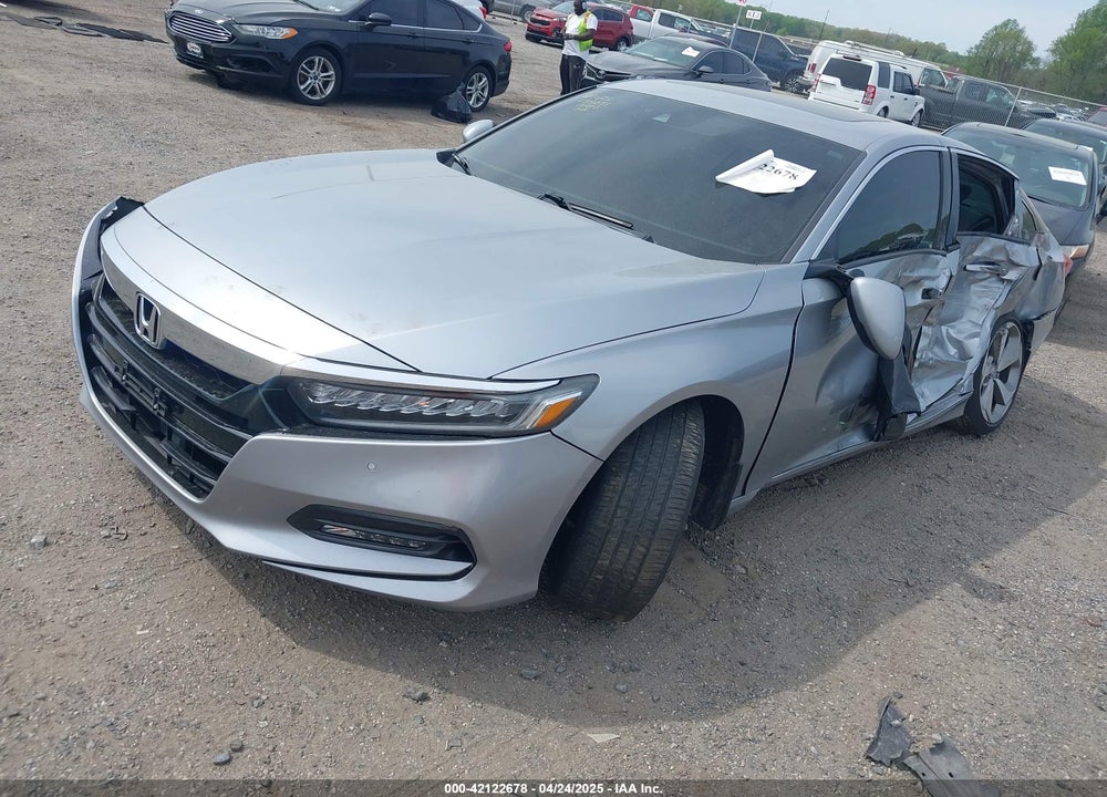 2018 HONDA ACCORD VIN: 1HGCV1F97JA072451