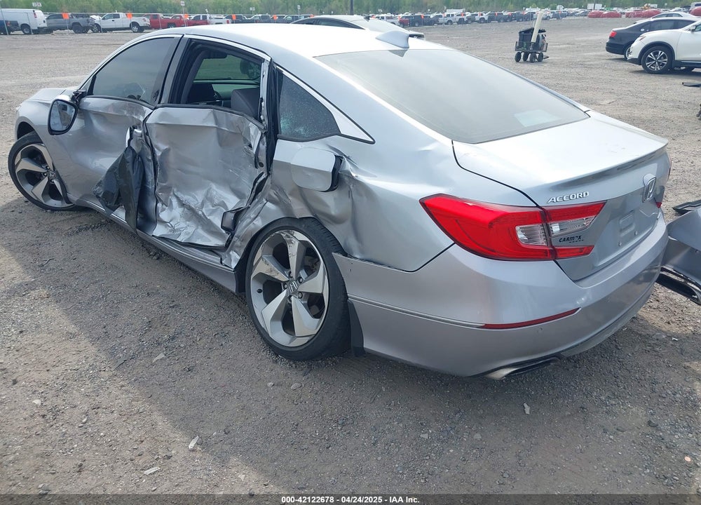 2018 HONDA ACCORD VIN: 1HGCV1F97JA072451