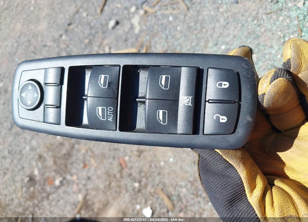 2011 DODGE JOURNEY VIN: 3D4PH1FG4BT562414