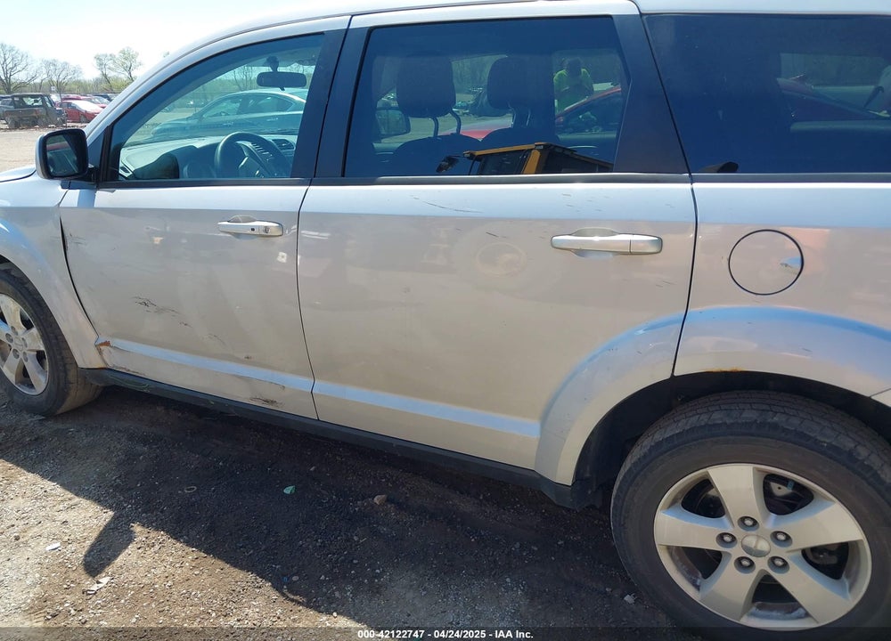 2011 DODGE JOURNEY VIN: 3D4PH1FG4BT562414