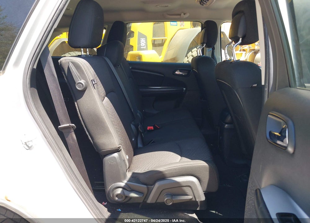 2011 DODGE JOURNEY VIN: 3D4PH1FG4BT562414