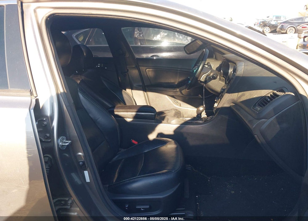 2013 KIA OPTIMA VIN: 5XXGR4A69DG104795