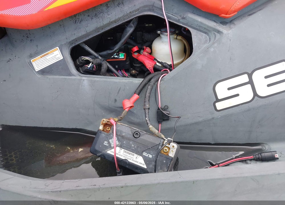 2017 SEADOO --- VIN: YDV65759L617