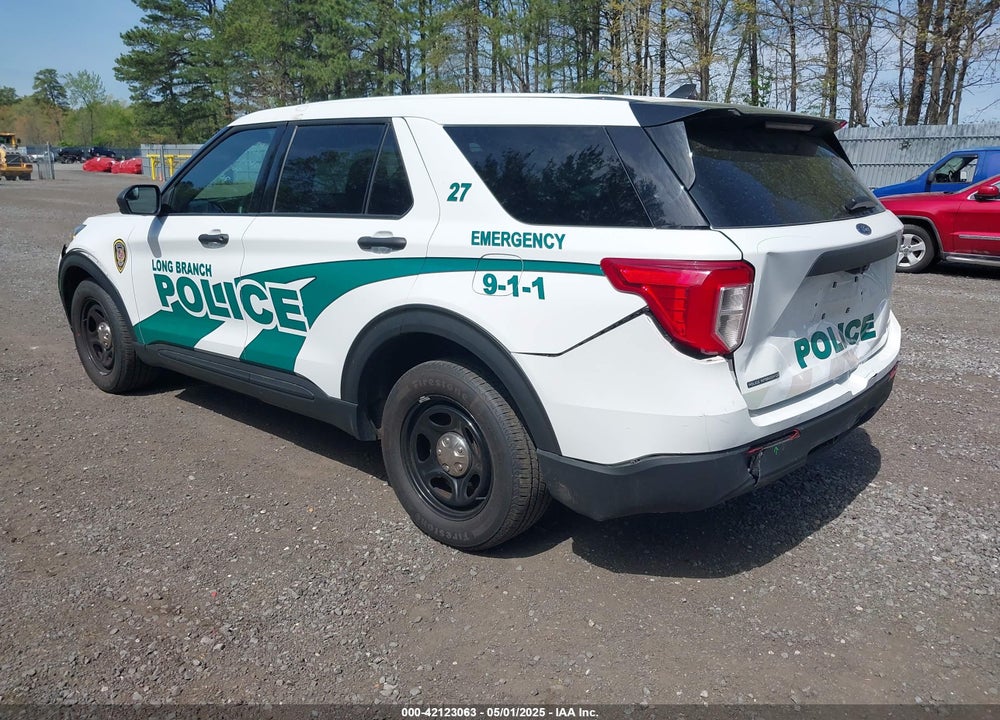 2022 FORD POLICE INTERCEPTOR VIN: 1FM5K8AB2NGC42586
