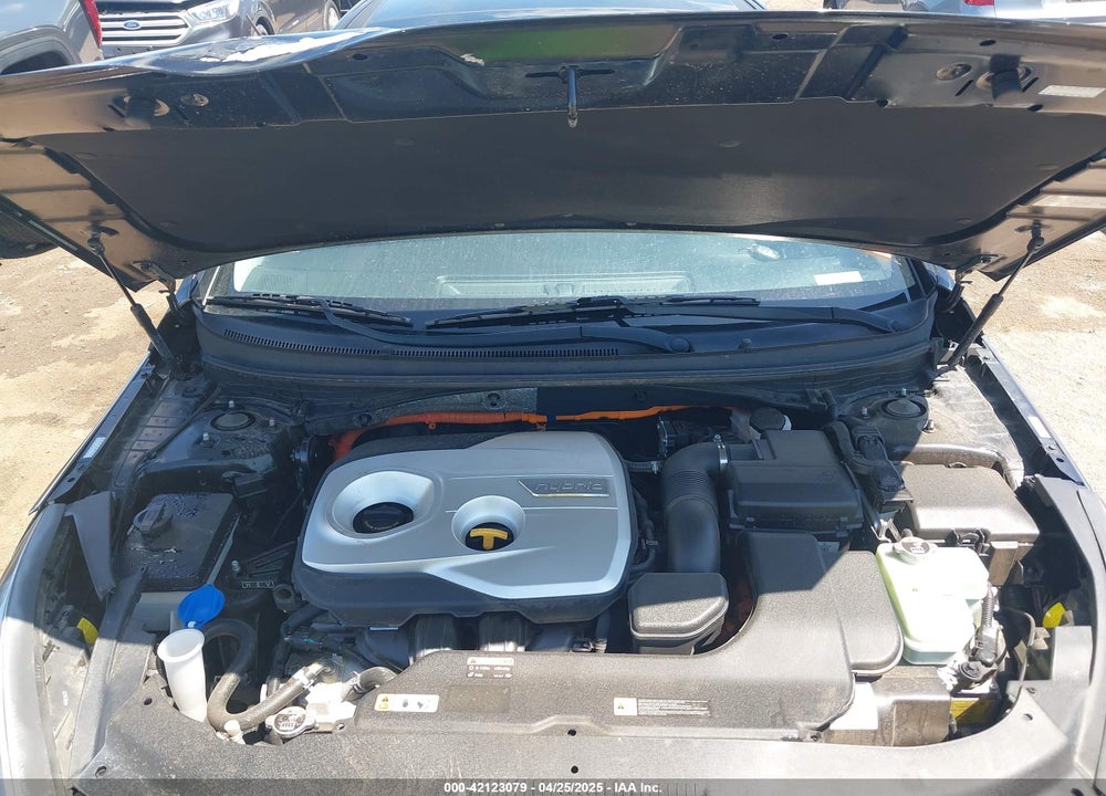 2017 HYUNDAI SONATA HYBRID VIN: KMHE34L39HA076781