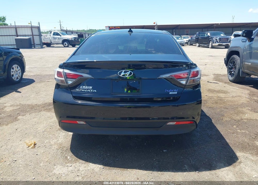 2017 HYUNDAI SONATA HYBRID VIN: KMHE34L39HA076781