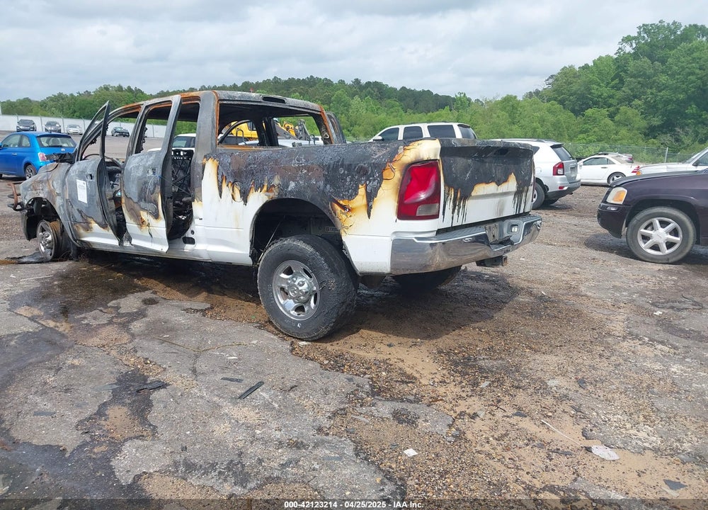 2011 RAM 2500 ST VIN: 3D7TT2CT7BG552587