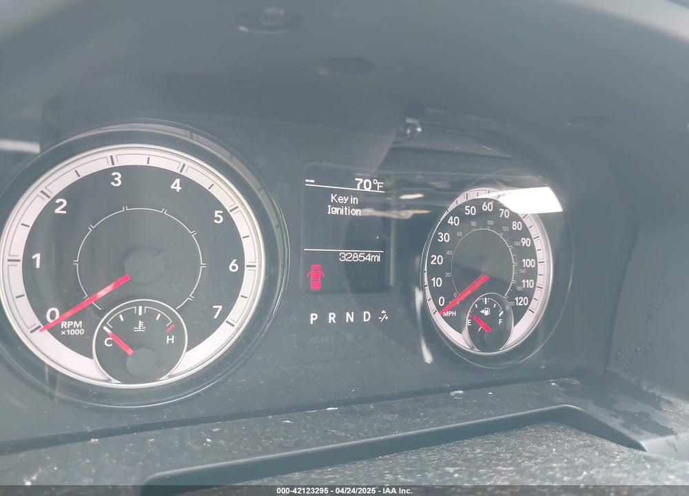 2024 RAM 1500 CLASSIC VIN: 1C6RR6LG4RS123320