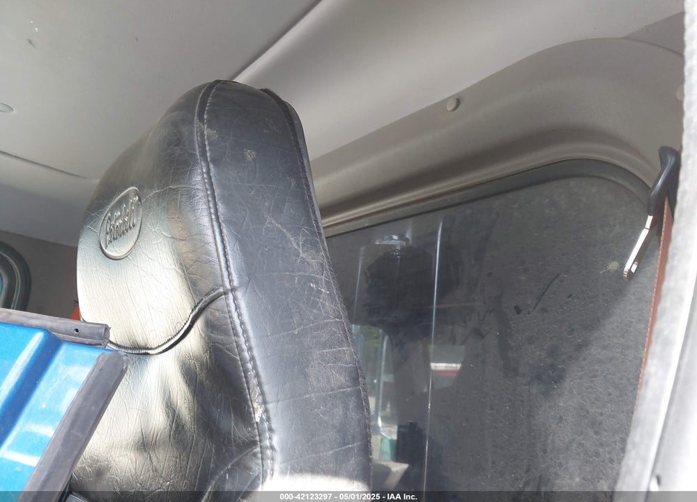2020 PETERBILT 348 VIN: 2NP3LJ0X0LM683857