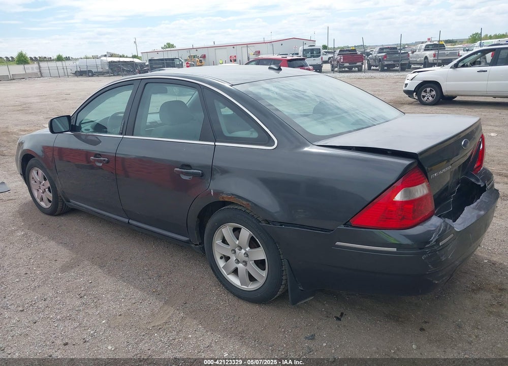 2007 FORD FIVE HUNDRED SEL VIN: 1FAHP24157G102902