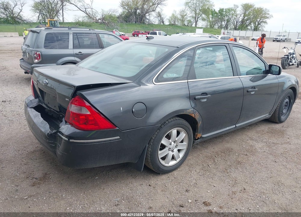2007 FORD FIVE HUNDRED SEL VIN: 1FAHP24157G102902