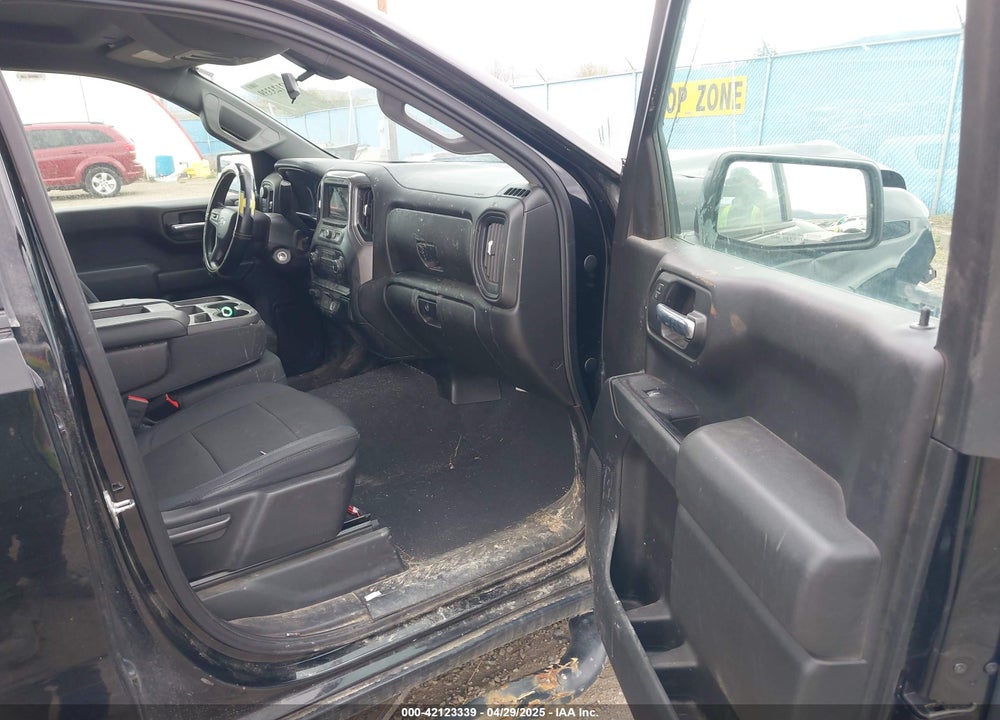 2019 CHEVROLET SILVERADO 1500 VIN: 1GCUYBEF2KZ392013