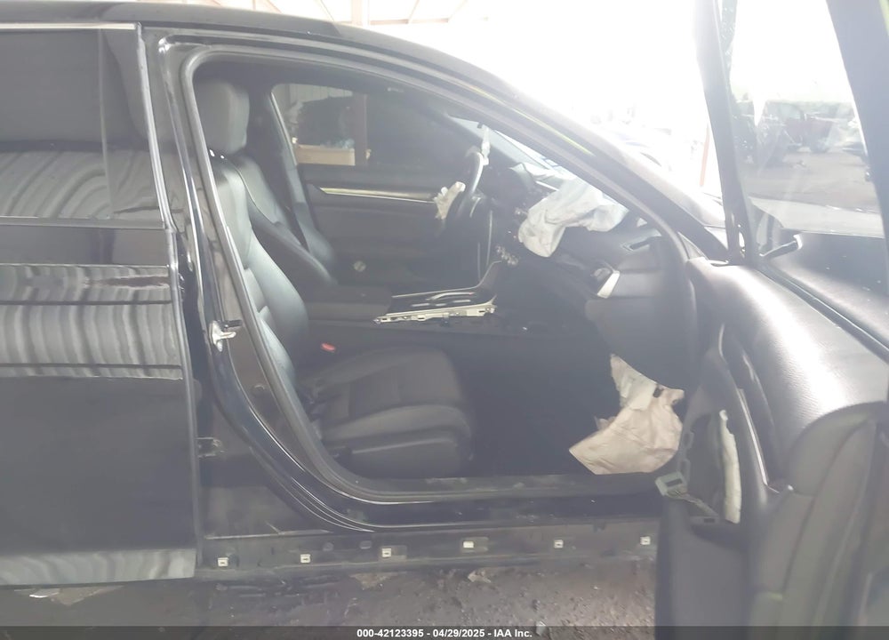 2019 HONDA ACCORD VIN: 1HGCV2F34KA014848