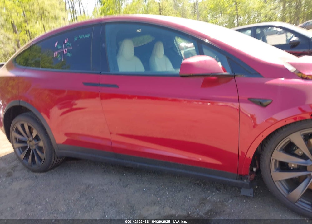 2024 TESLA MODEL X VIN: 7SAXCAE56RF460197
