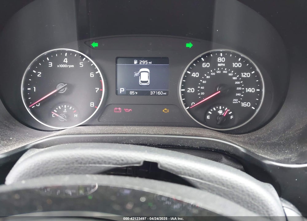 2021 KIA SELTOS VIN: KNDEUCAAXM7221587