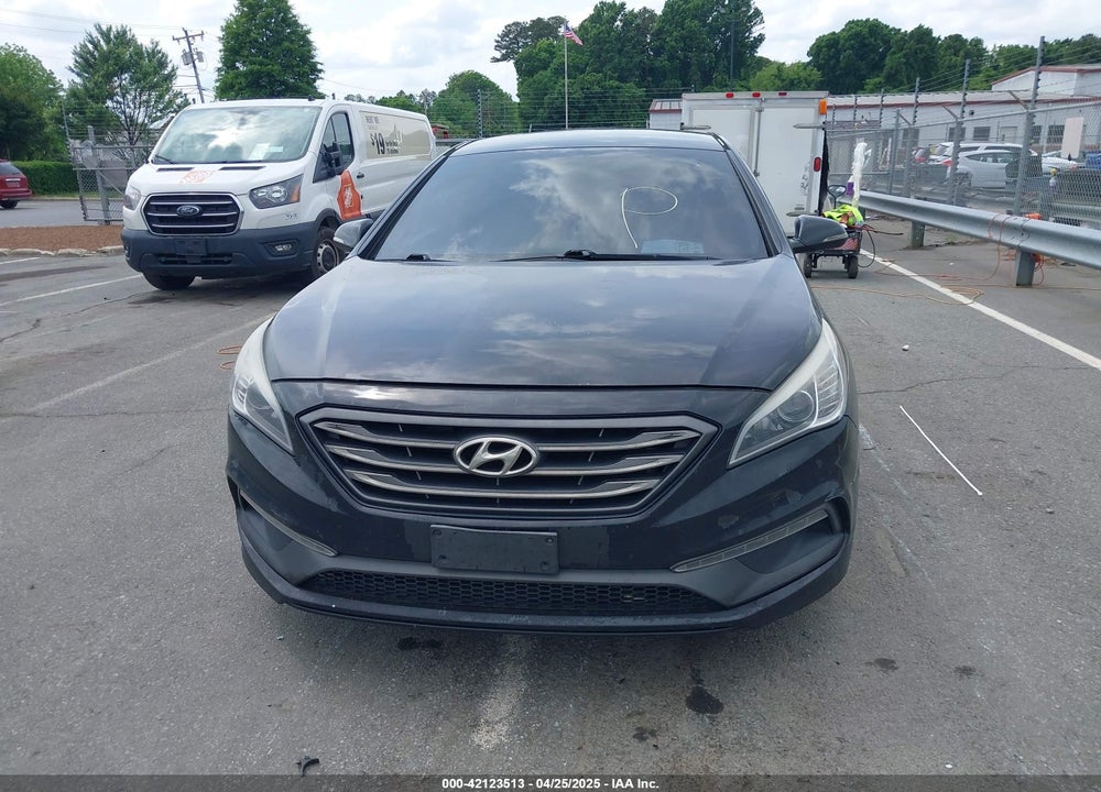 2015 HYUNDAI SONATA VIN: 5NPE34AF4FH093298