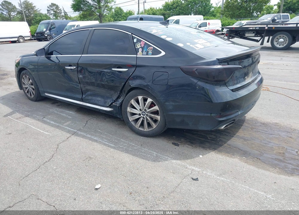 2015 HYUNDAI SONATA VIN: 5NPE34AF4FH093298
